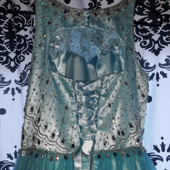 Tea length girls pageant dress - Picture 3 of 8